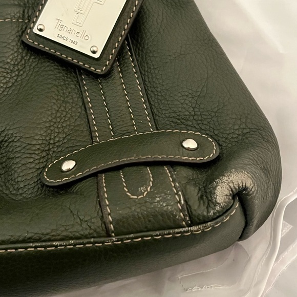Tignanello Olive Green Leather Shoulder Bag - Picture 4 of 16